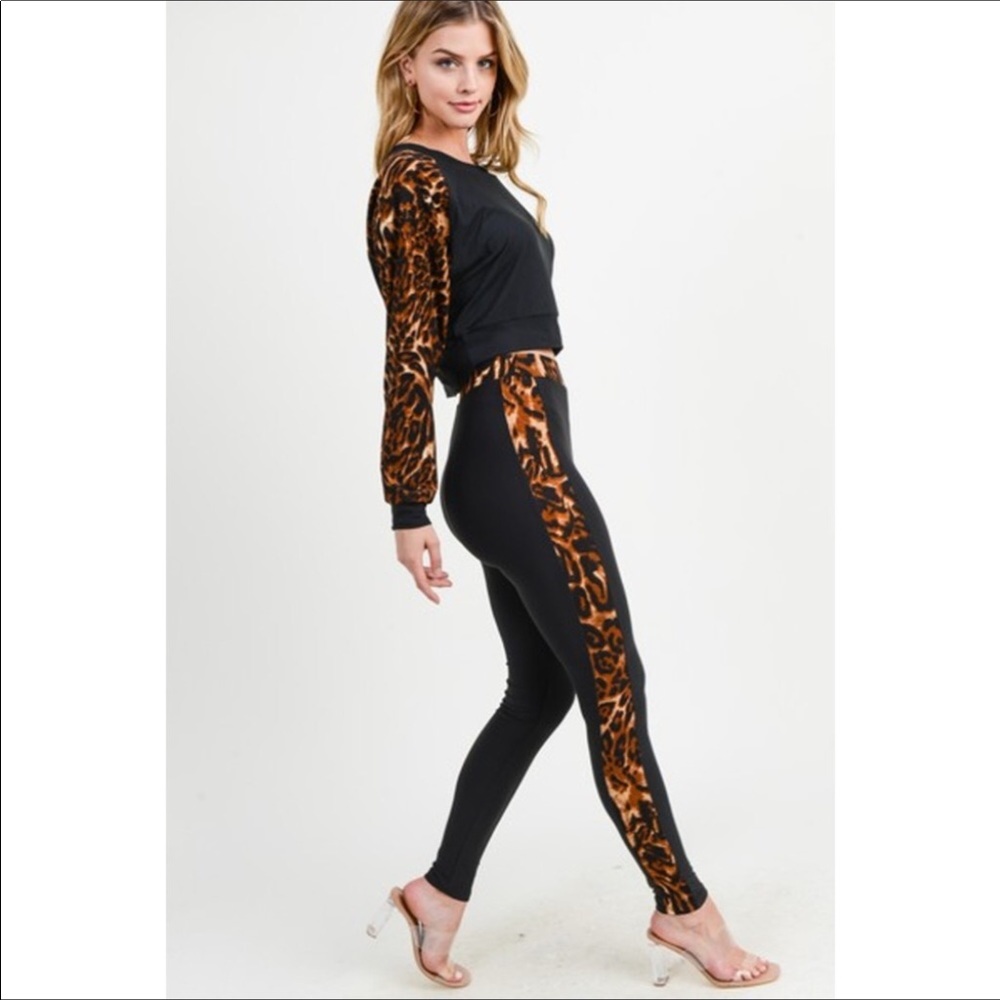Black Leopard Print 2 Piece Long Sleeve High Rise Legging Outfit Set - Picture 2 of 12